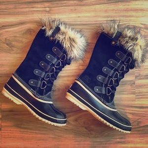 Sorel Joan of Arctic Boots ~ Black